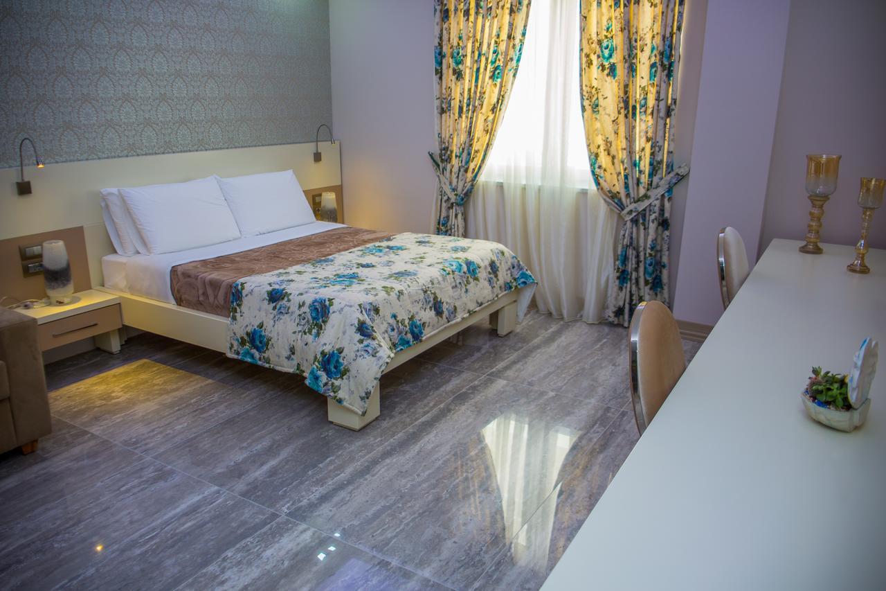 Hotel Vila Koral Durrës Kültér fotó